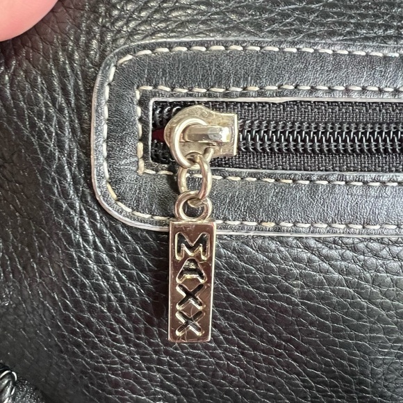 Maxx New York Black Leather Shoulder Bag Y2K style - Picture 3 of 6